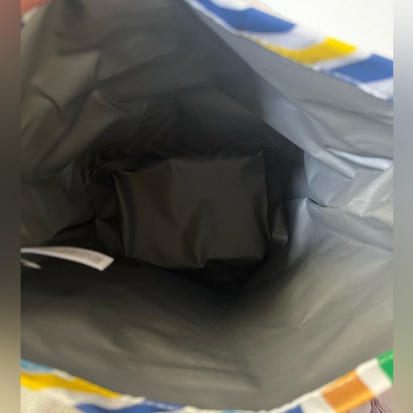 NWT tabitha brown wave design lunch bag - Picture 7 of 8